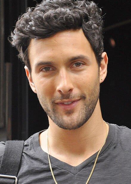 noah mills wikipedia